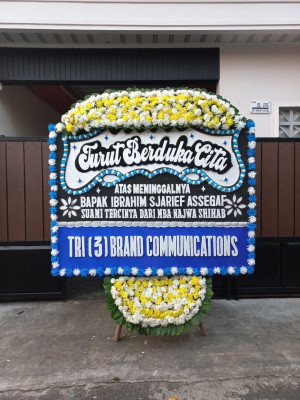 Papan Bunga Duka di Indihiang